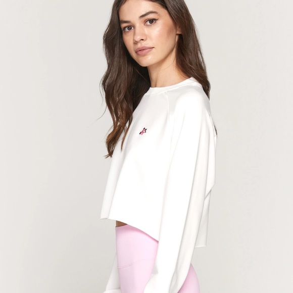 Love More Izzy Crop Sweatshirt | S - Picture 6 of 7